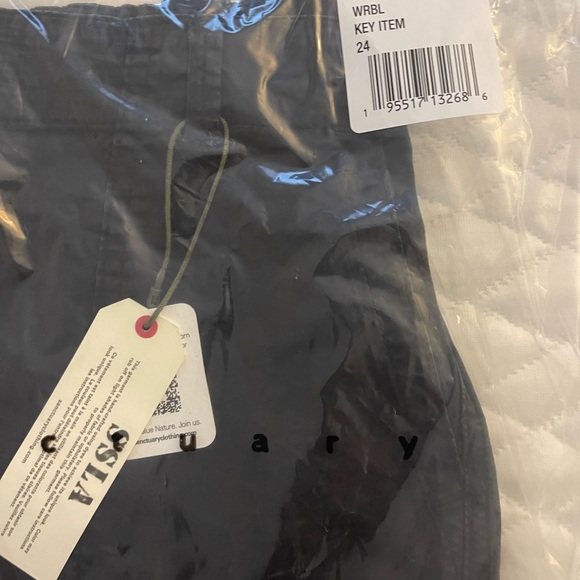 Sanctuary black rolled cuff shorts size 24 (size 0) - Picture 5 of 12